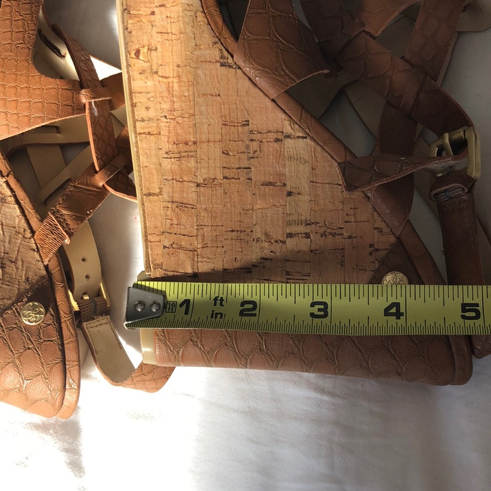 Size 11 Guess Wedge Sandals - Picture 4 of 5